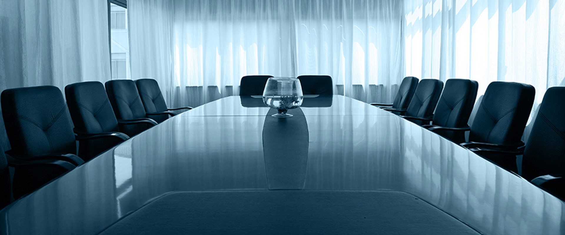 Image of a meeting room or or board room