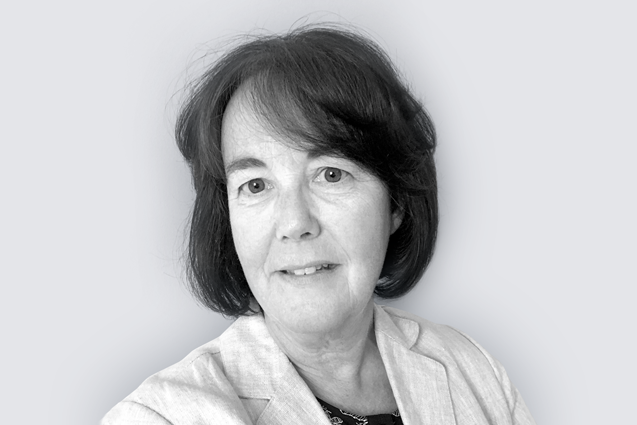 Head and shoulders image of Louise Ledgard