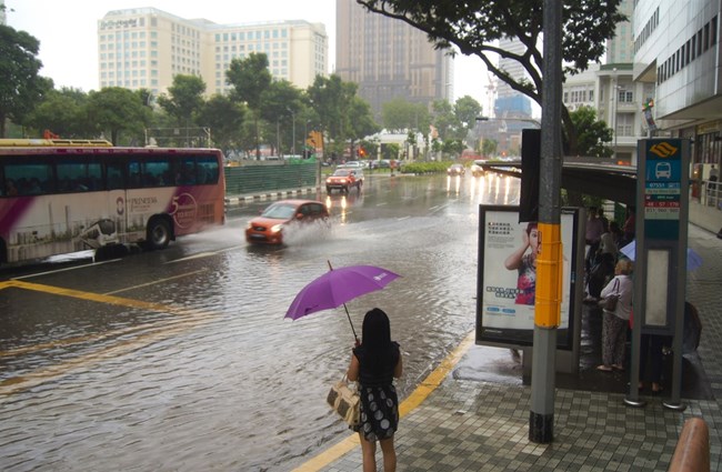 An image of flooding in a Singapore street