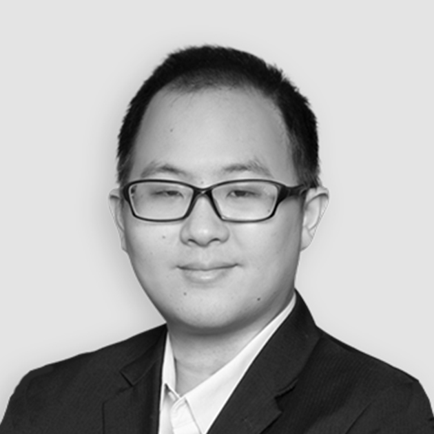 Head and shoulders shot of Justin Chia