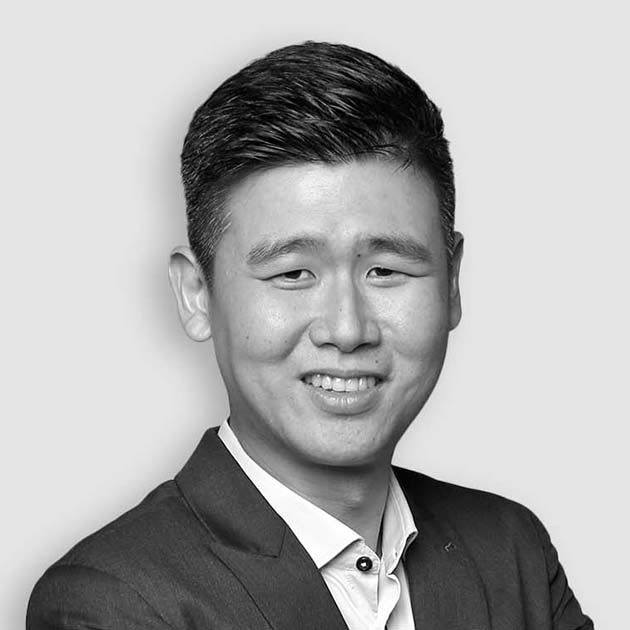 Head and shoulders image of Edwin Kiew